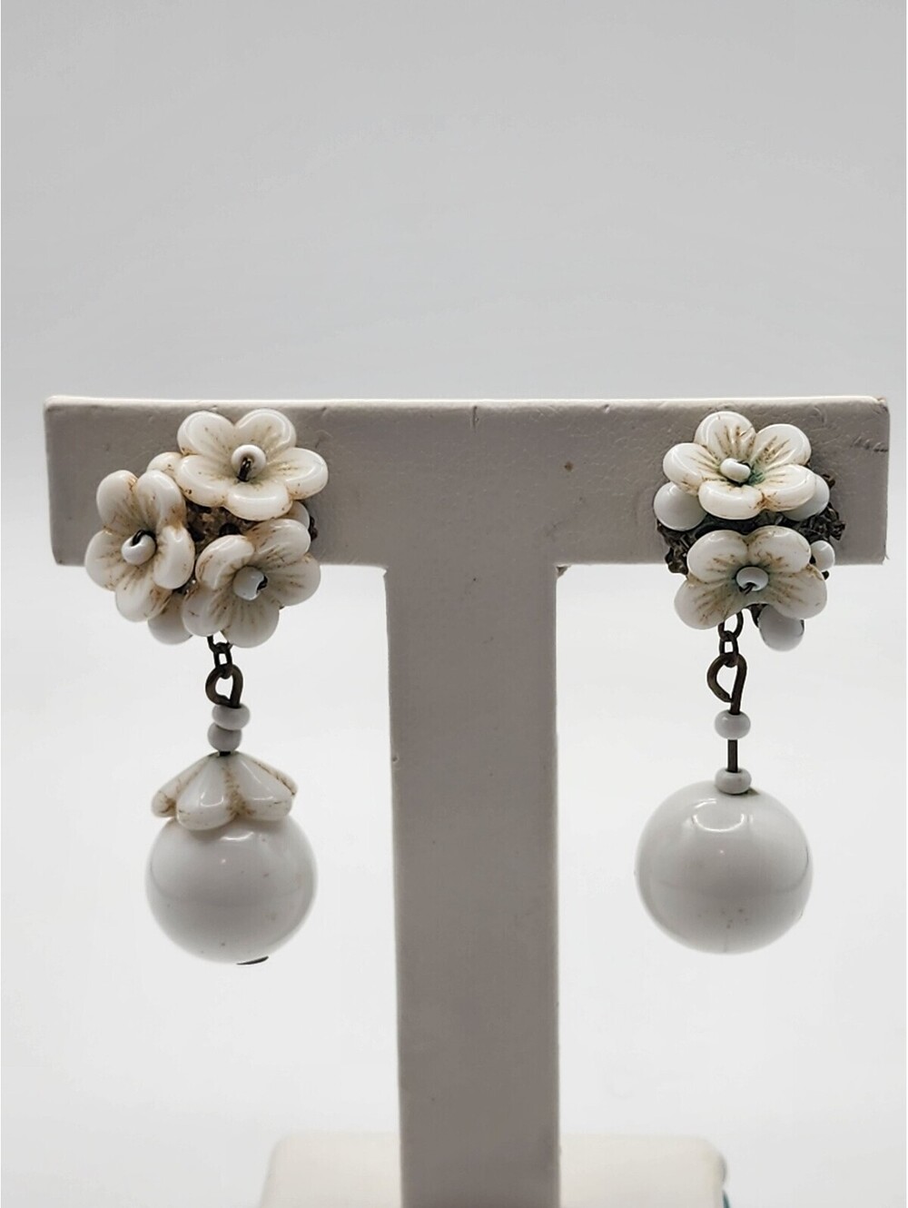Vintage Miriam Haskell White Floral Glass Clip-On Dangle Earrings